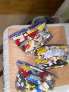 Lego Assorted Loose Building Bricks - Multicolor sm, med, lg 4 lbs  flat & block